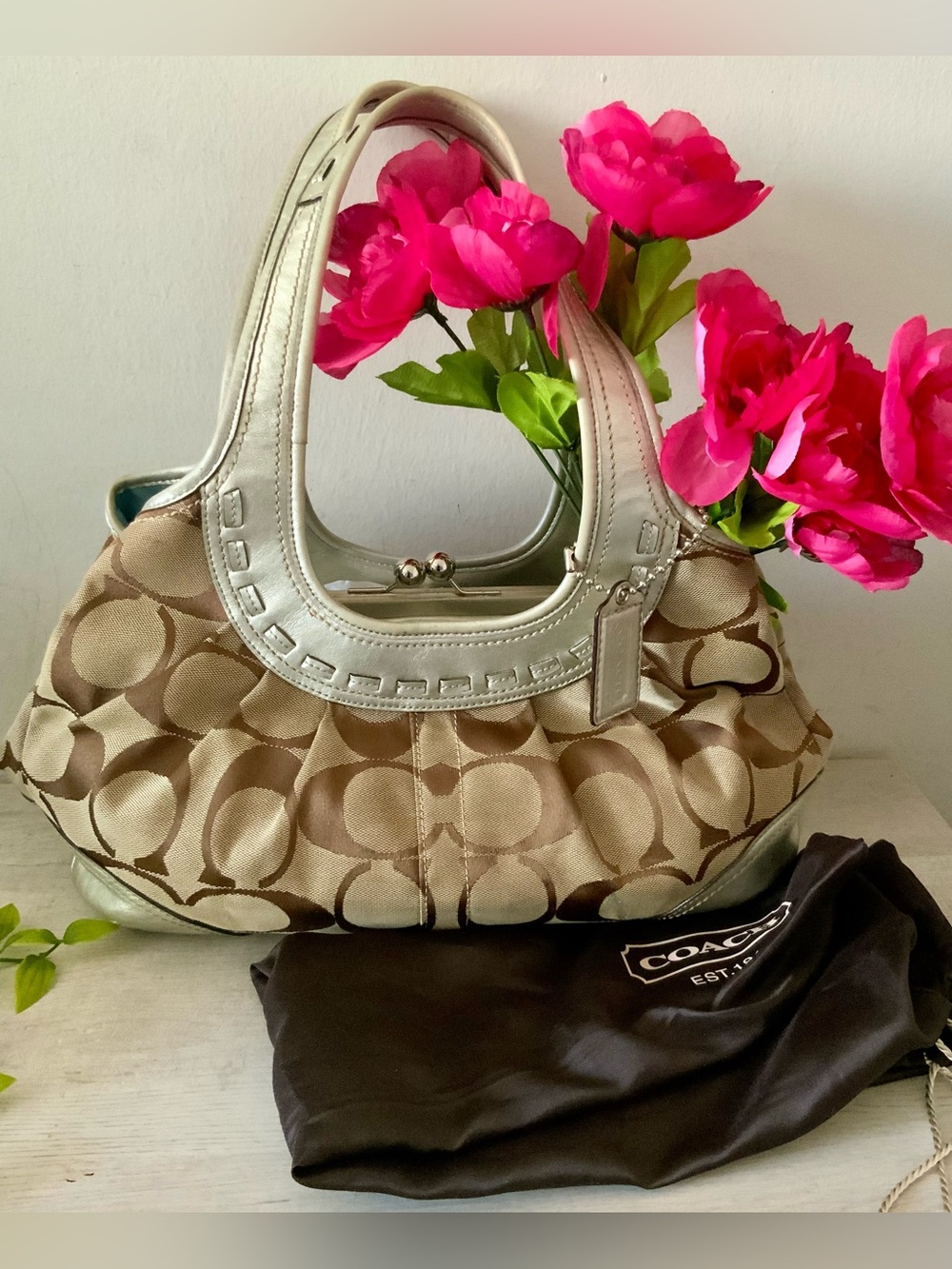 COACH ERGO OP ART SIGNATURE BROWN/SILVER SHOULDER BAG